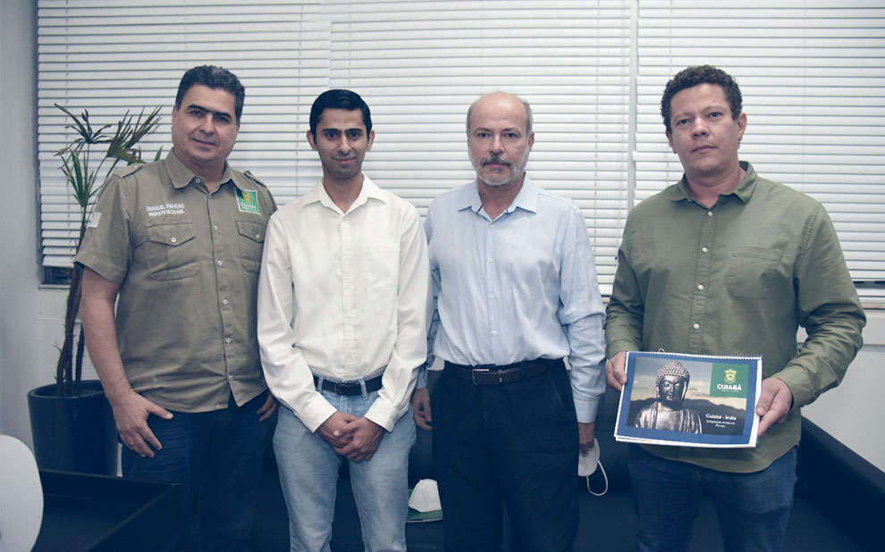 Professor da FGV recebe agradecimento da prefeitura de Cuiabá (MT) por estreitar laços com a Índia
